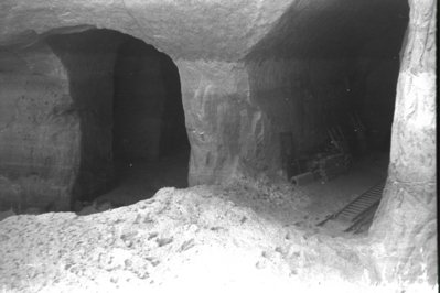 Entrades dels túnels de St. Georgen a Gusen, on hi havia instal·lades fàbriques subterrànies